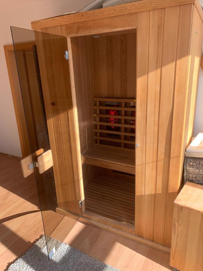 Ferienwohnung Kaiserpanorama Krumpendorf エクステリア 写真